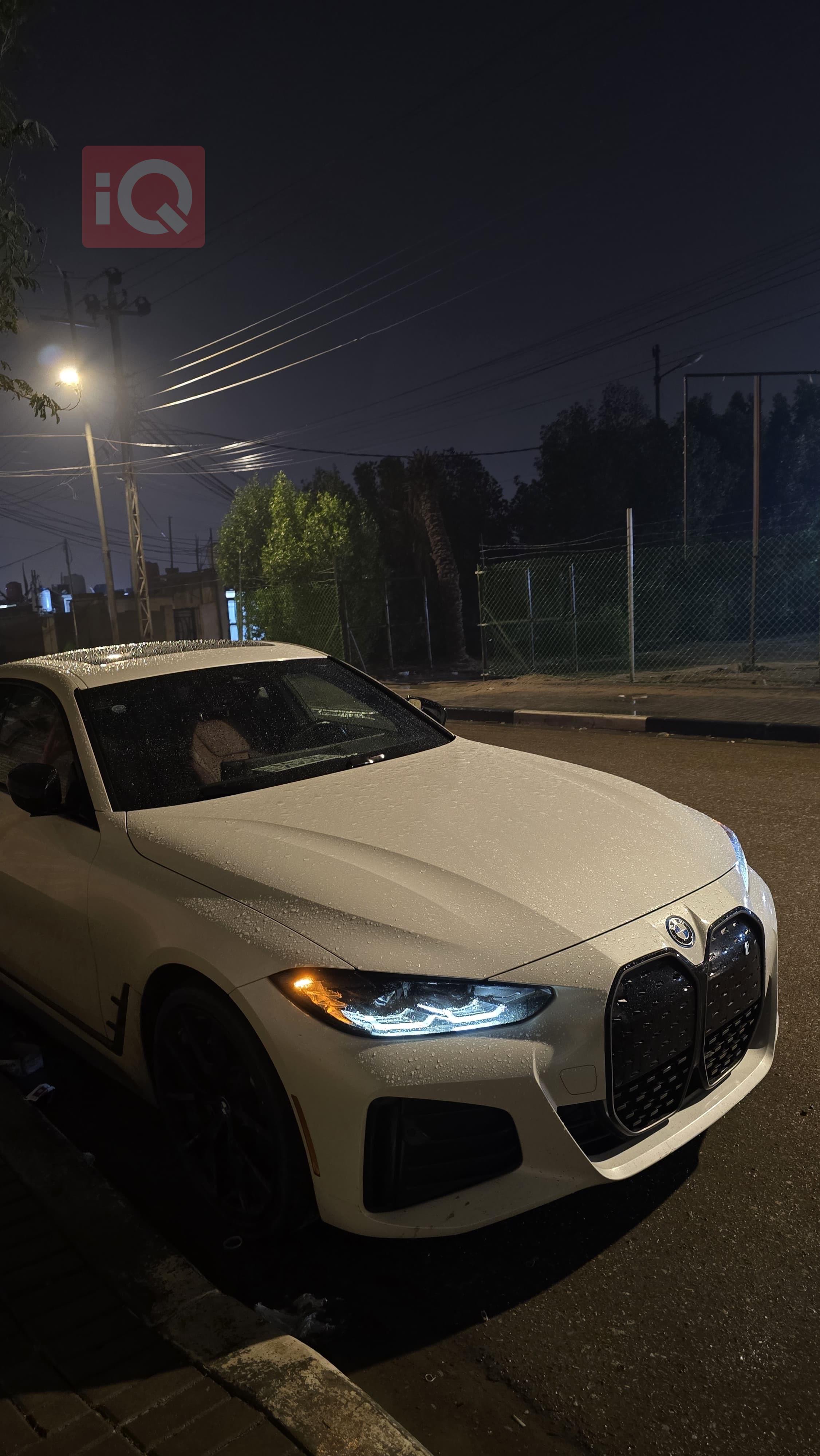 BMW i4